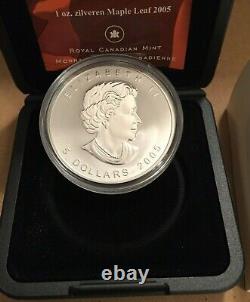 2005 Tulip Privy Maple Leaf Pure 1oz silver Canada. Mintage only 3,500