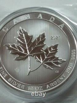 2021 10 oz Canadian Silver Magnificent Maple Leaf Coin withfactory capsule