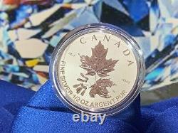 2022? Canada $4 1/2 oz Pure Silver Maple Leaf Glitter Radiant Crown