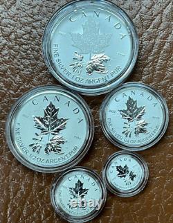 2022 Canada 5 Coin Silver Maple Leaf Set 1 Oz, 1/2 Oz, 1/4 Oz, 1/10 Oz, 1/20