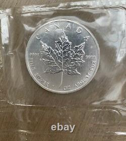 (6) 1990 1 oz Canada. 9999 Silver Maple Leaf $5 Sealed